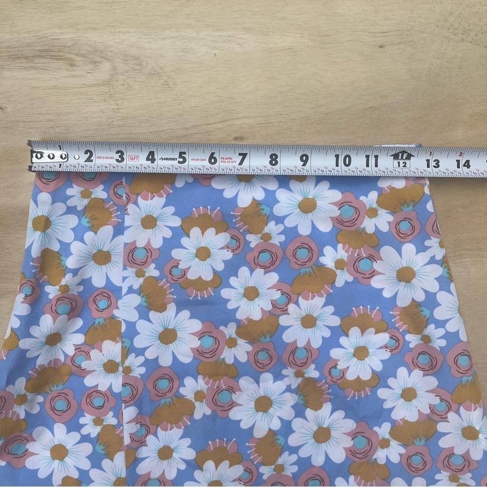 SHEIN mini floral purple skirt size xs zipper - Picture 2 of 9